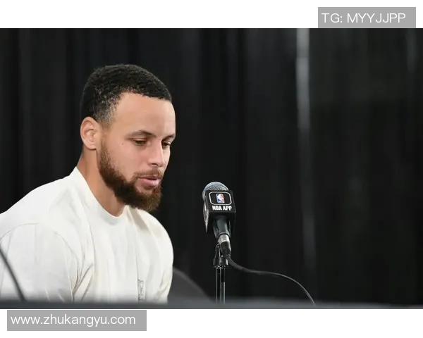 库里赛后采访爆金句，引全场大笑